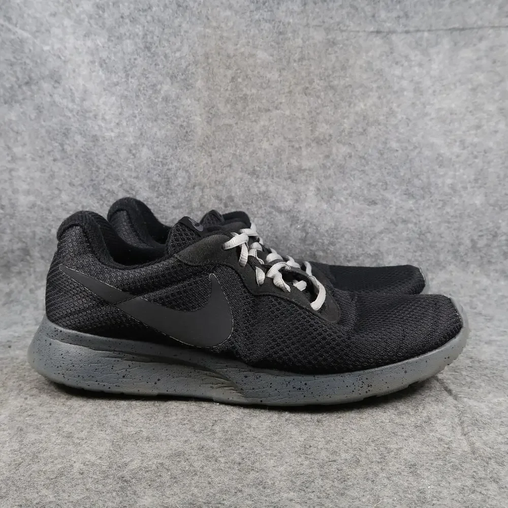 Nike Shoes Mens 9 Athletic Trainer Tanjun Sneaker Casual Lifestyle Running Black